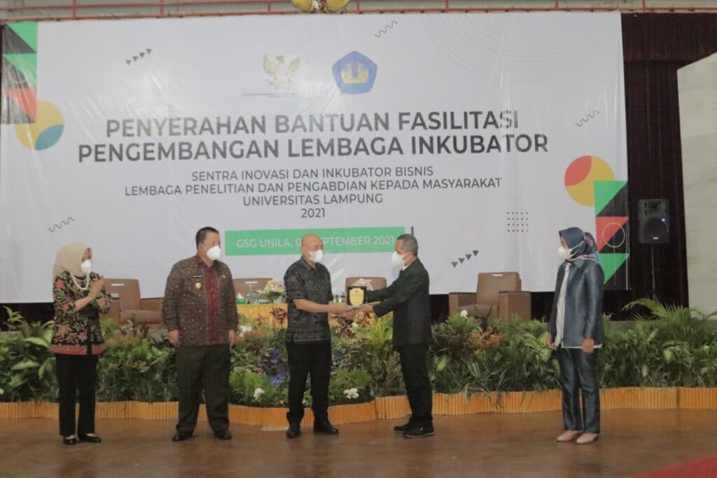 Unila Bersama KemenKop UKM Kembangkan Wirausaha di Lampung