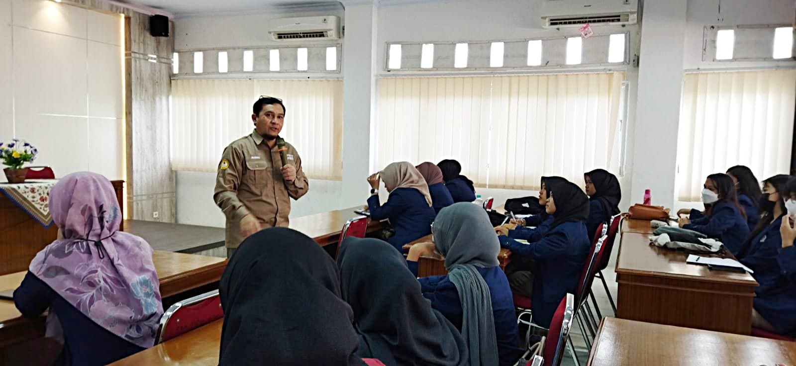 Hibah PKKM Perkuat Kinerja: Joint Teaching Ilmu Komunikasi UNSOED di UNIB