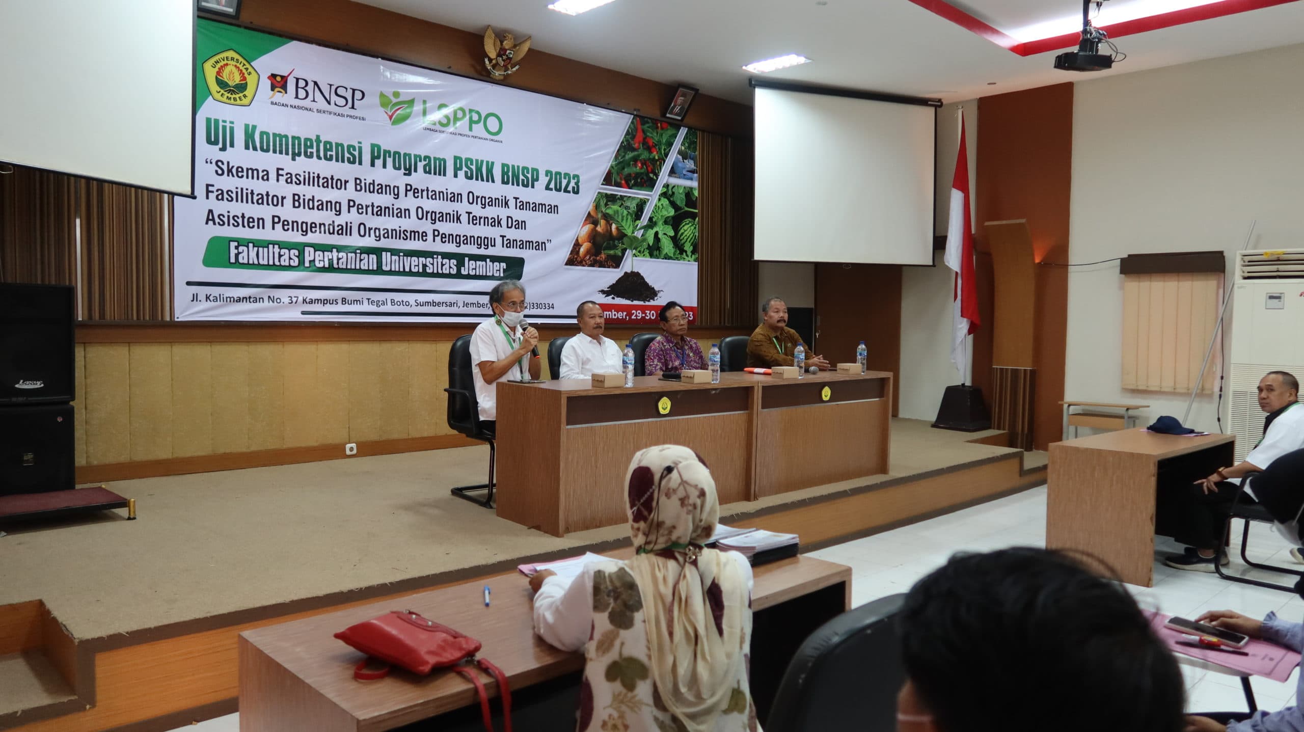 Dukung Gerakan Pertanian Organik Nasional, Fakultas Pertanian Universitas Jember Bekali Mahasiswanya Ikuti Uji Kompetensi Program PSKK BNSP 2023