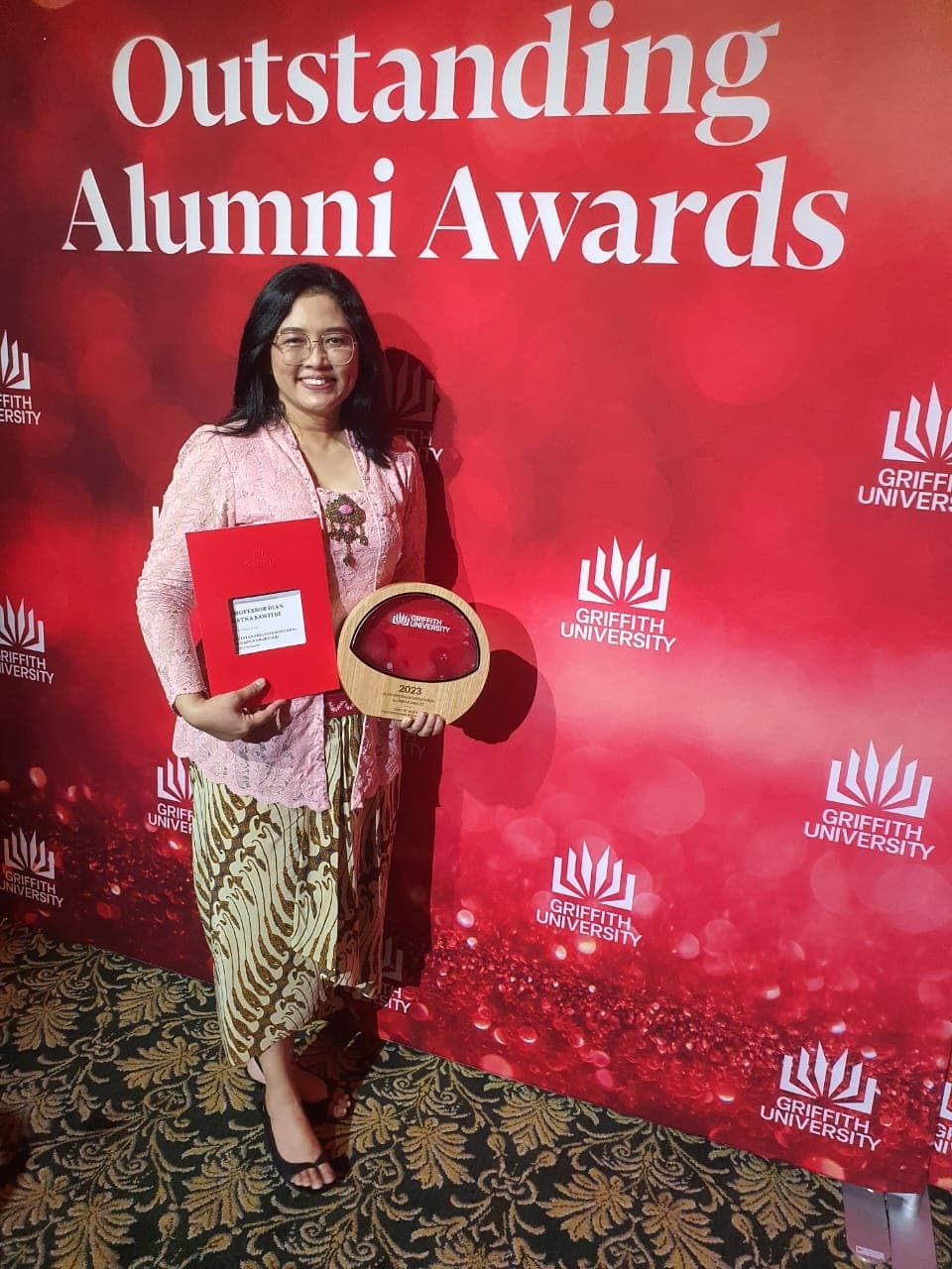 Profesor Dian Ratna Sawitri Dekan Fakultas Psikologi Undip Menangkan Griffith Health’s 2023 Outstanding International Alumnus Award