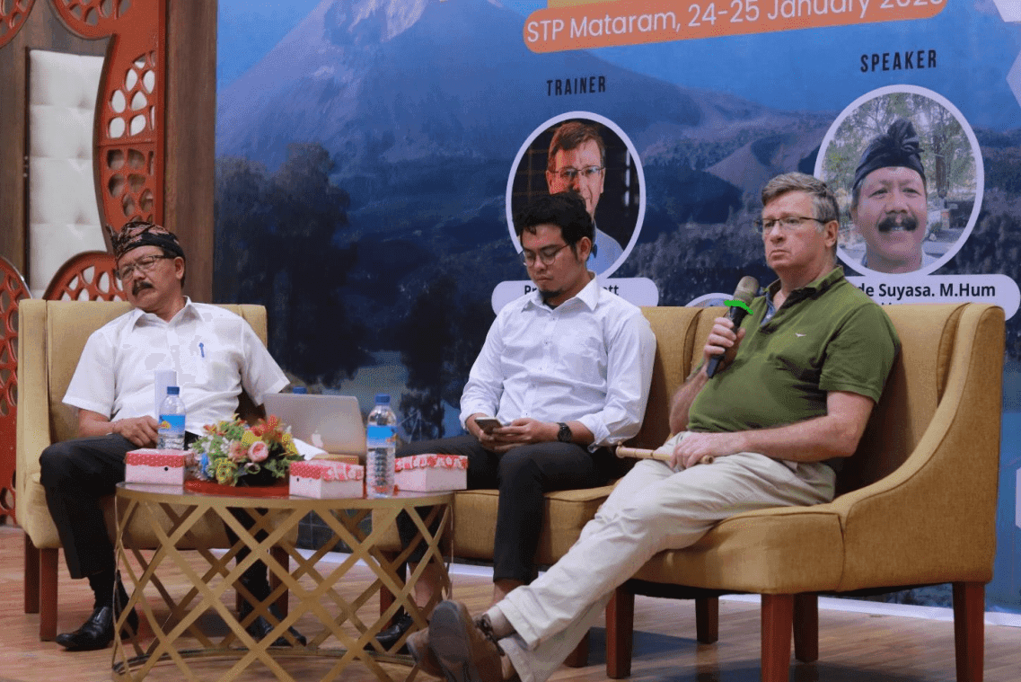 KKN ITS Ajak Dorong Pariwisata Berbasis Storytelling di Lombok