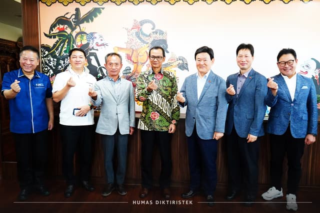 Tangkapan Lensa-Kegiatan Pertemuan antara Dirjen Diktiristek dengan Gubernur dan Rektor dari Jeju, Korea Selatan.(2/10).
