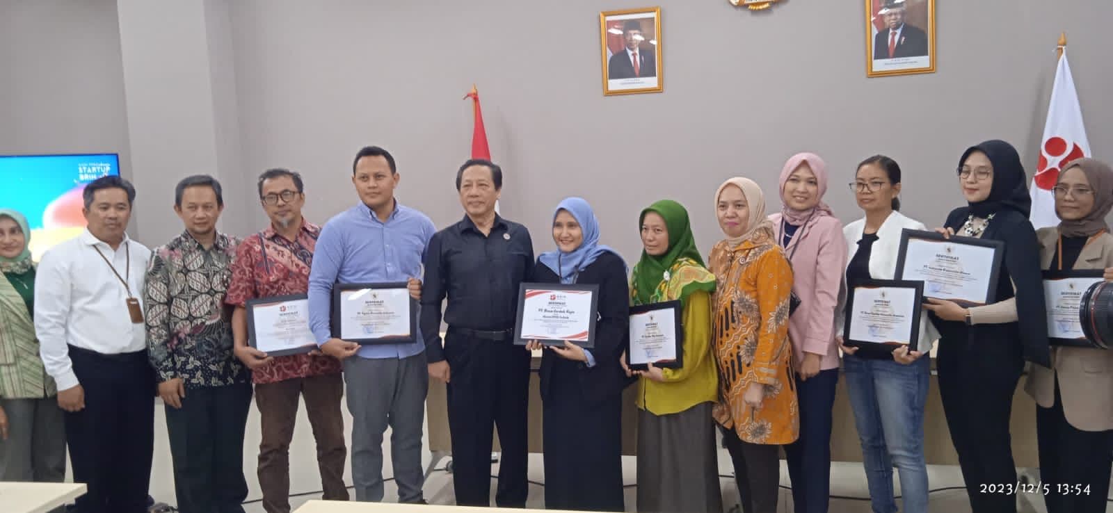 Serum Antiaging Nilam Biona Menjadi Start Up BRIN Terbaik 2023