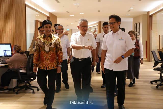 Pertemuan Mendiktisaintek dengan Menkes