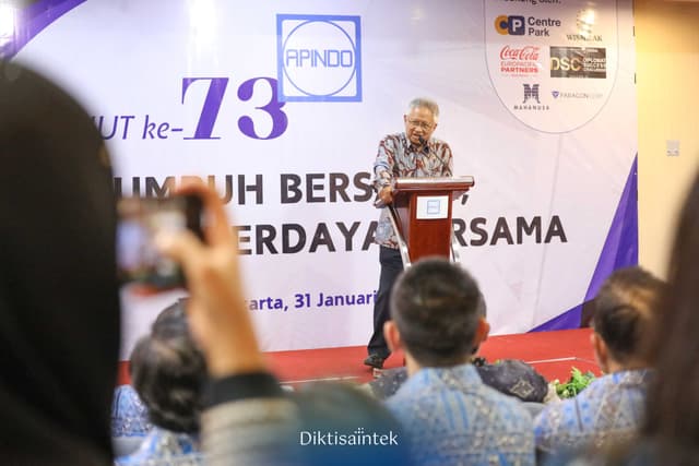 Mendiktisaintek Menghadiri Ulang Tahun Asosiasi Pengusaha Indonesia (APINDO) ke-73