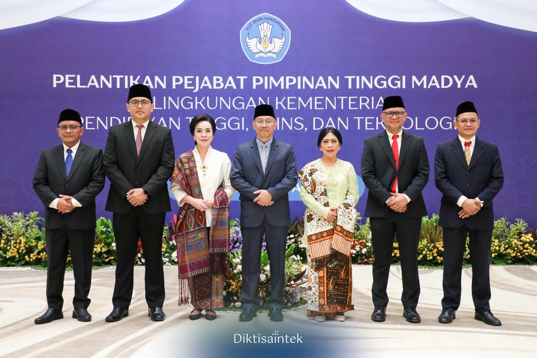 Pelantikan Pejabat Pimpinan Tinggi Madya Kemdiktisaintek