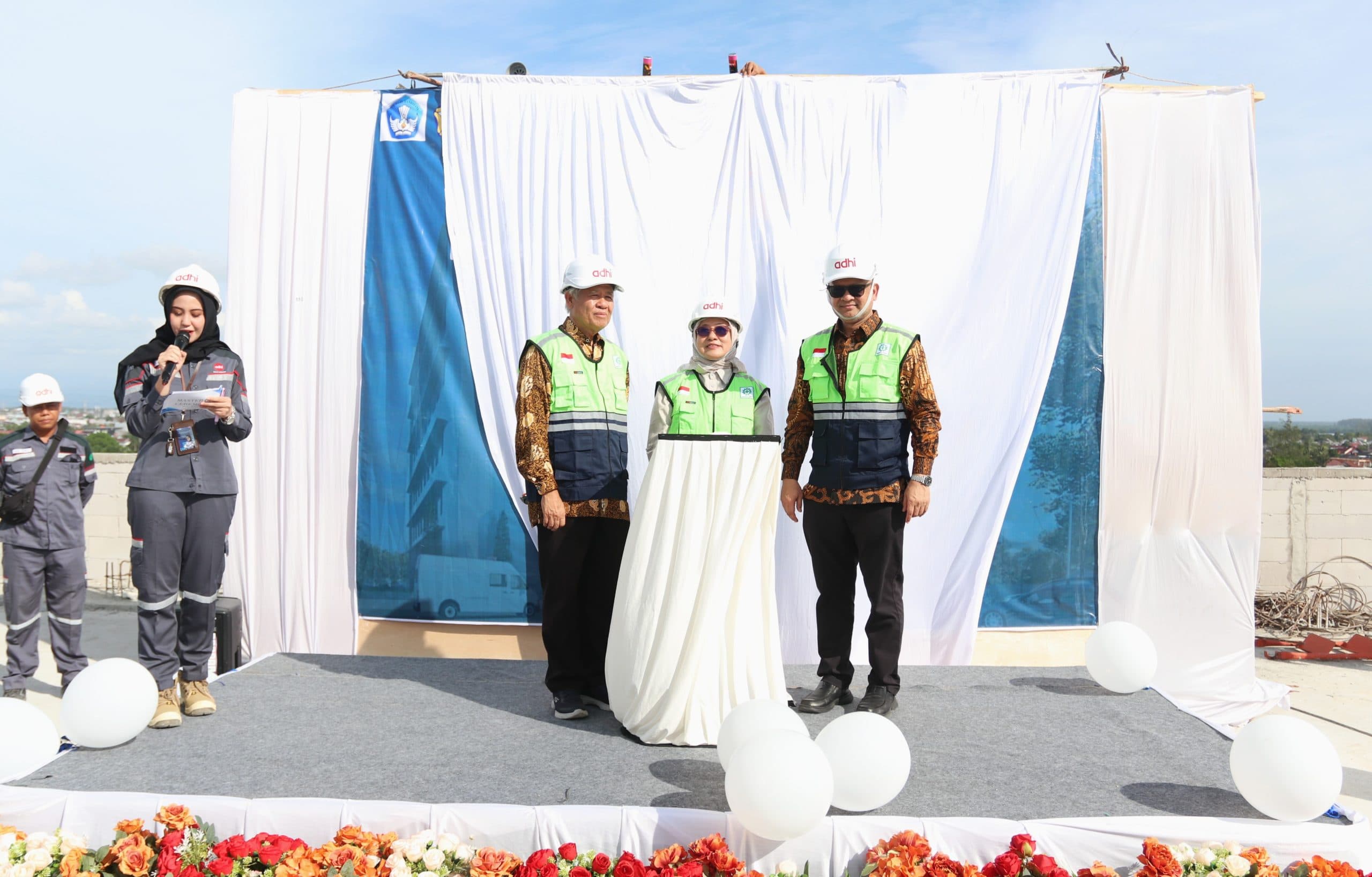 Dirjen Dikti Lakukan Topping Off Pembangunan Rumah Sakit Pendidikan Tahan Gempa di Universitas Bengkulu