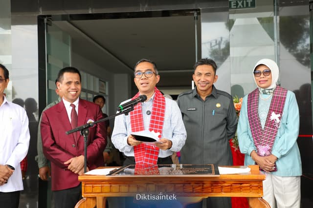 Kunjungan Kerja Mendiktisaintek ke Sulawesi Barat