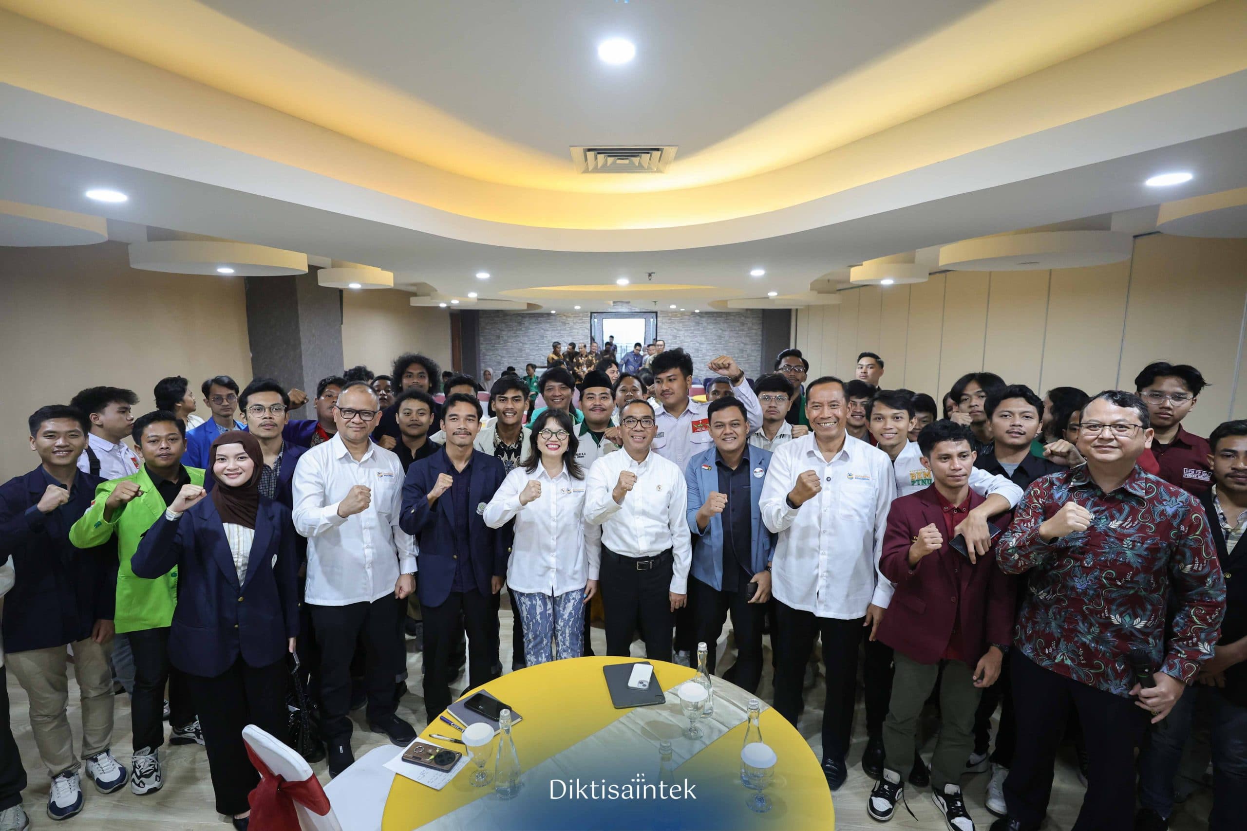 Hari Pendidikan Nasional: Kemdiktisaintek Dengarkan Aspirasi Gabungan Aliansi BEM se-Indonesia