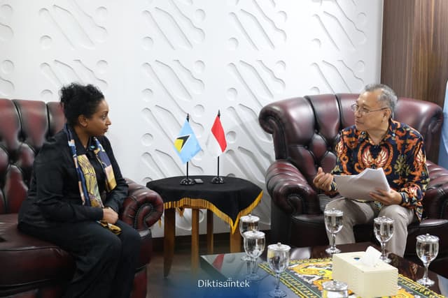Courtesy Call dengan Dubes Saint Lucia
