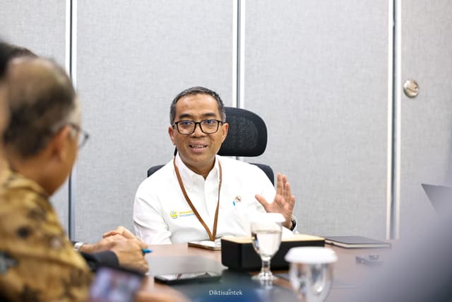 Mendiktisaintek Audiensi dengan Media RRI, TVRI dan ANTARA