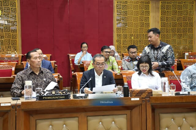 Raker Mendiktisaintek dengan Komisi X DPR RI