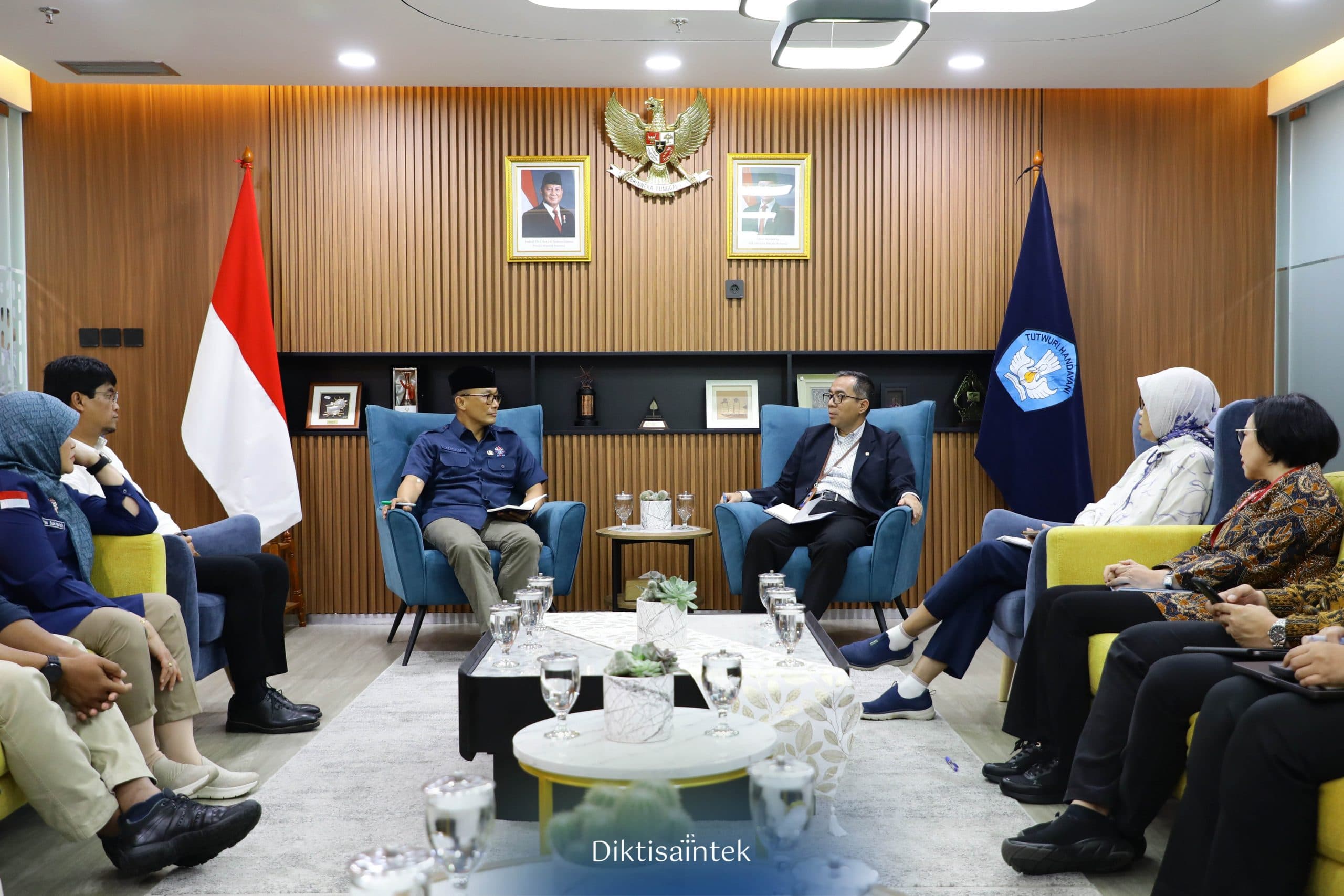 Kemdiktisaintek dan BKN Bahas Langkah Konkret untuk Optimalisasi Status Kepegawaian Dosen