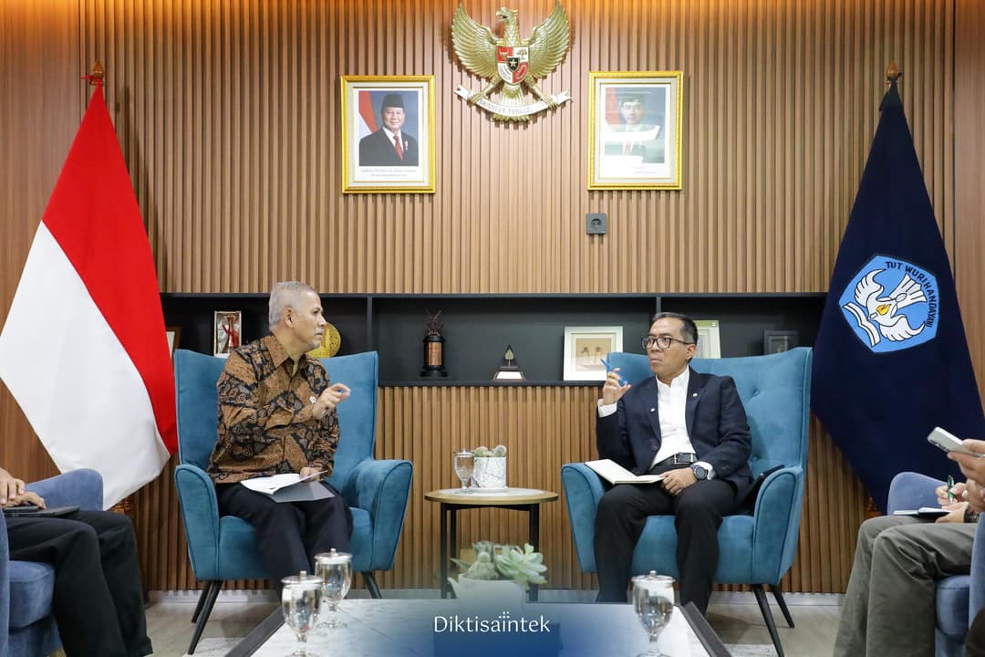 Mendiktisaintek Audiensi dengan Wamenkeu