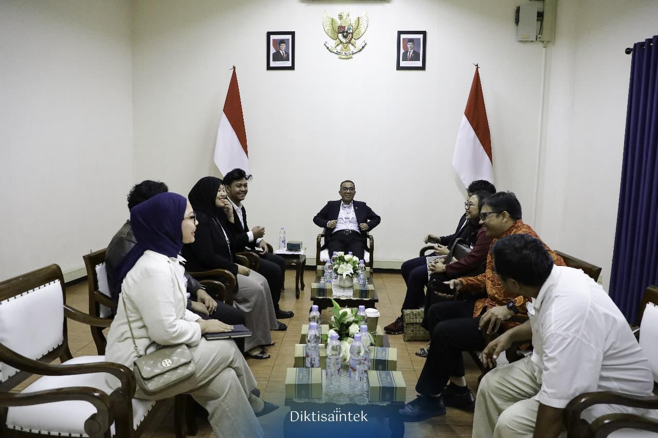 Audiensi Mendiktisaintek dengan BEM ITB: Dorong Kolaborasi IPTEK dan Keterlibatan Strategis Generasi Muda