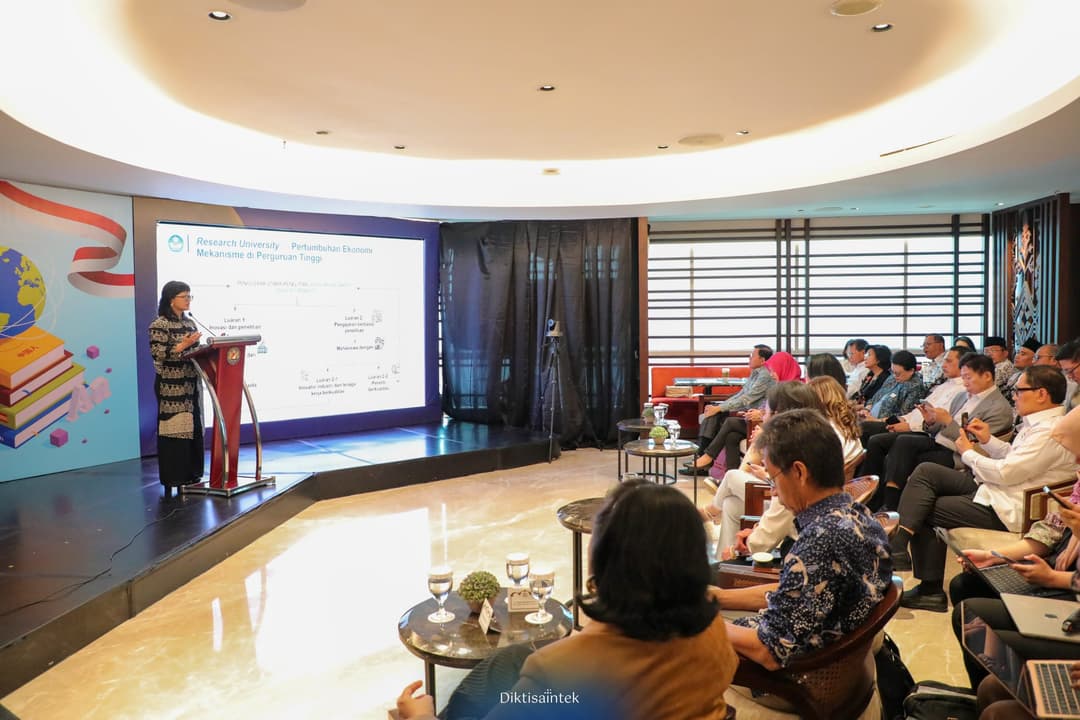 Wamen Stella Dorong Transformasi Pendidikan dari Sekolah hingga Universitas Riset Demi Masa Depan Indonesia Maju