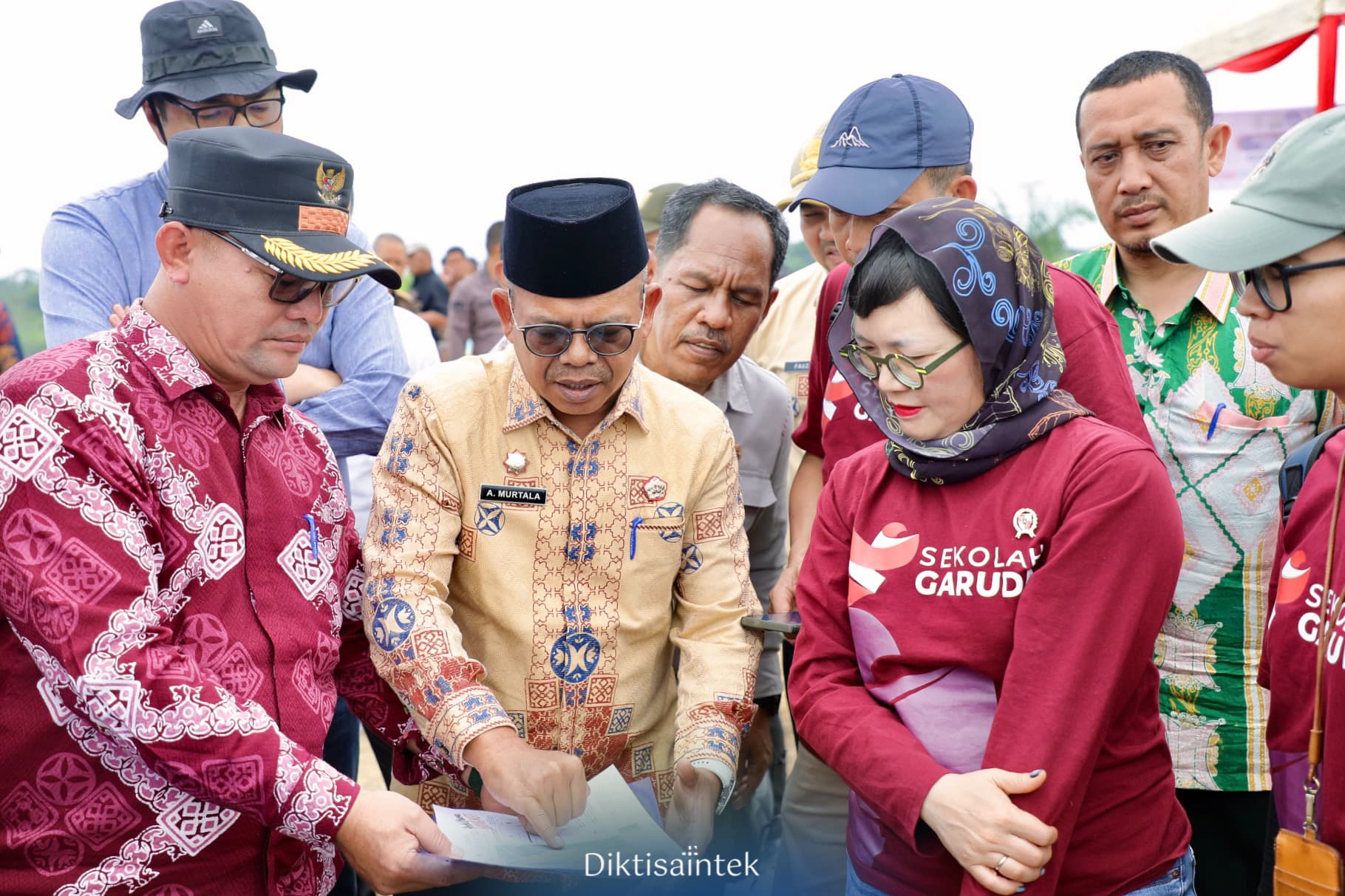 Wamendiktisaintek Stella Christie Tinjau Lahan Sekolah Garuda di Aceh Utara, Tegaskan Guru sebagai Kunci Utama