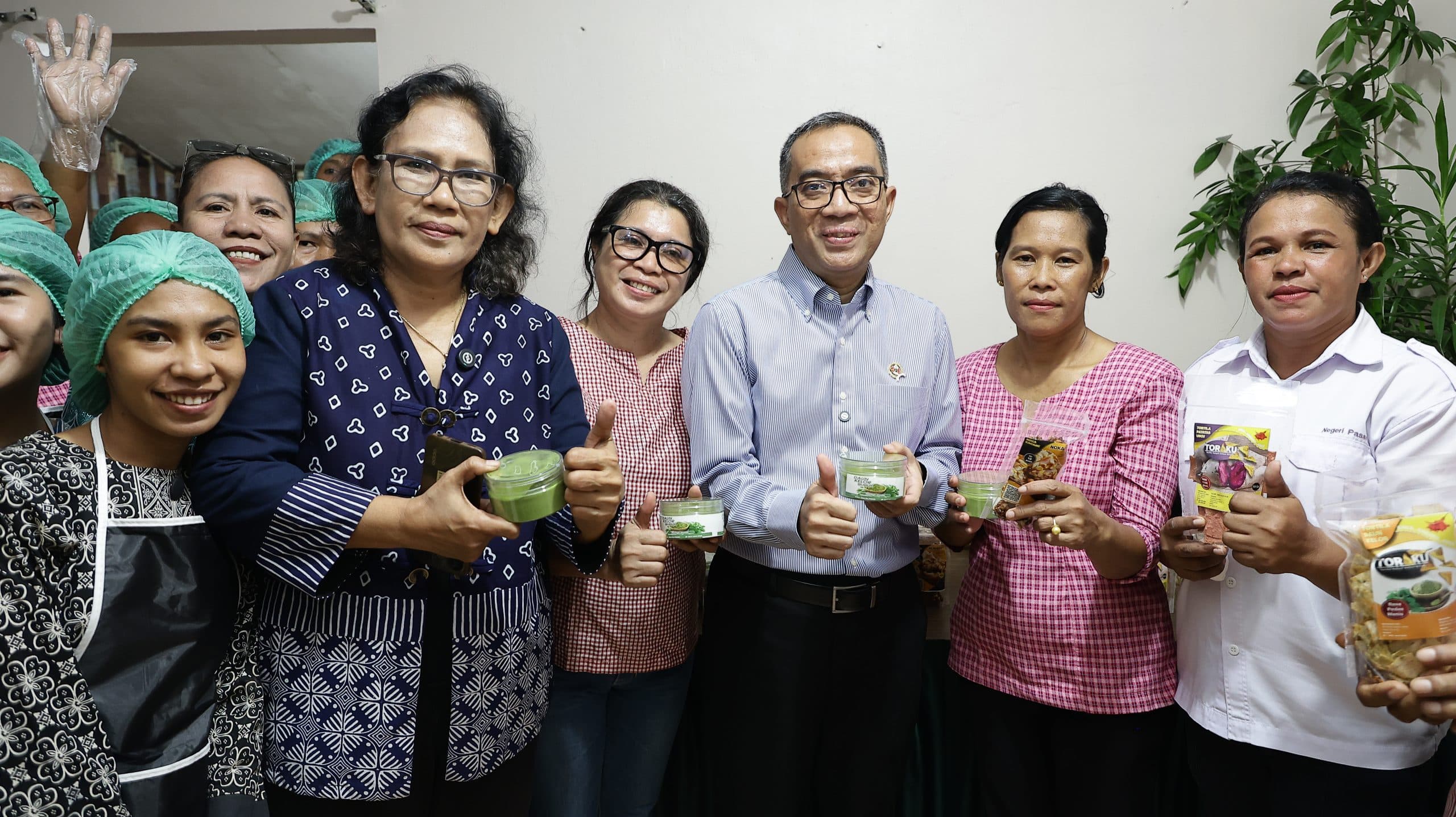 Kisah Dosen Unpatti dan Masyarakat Maluku Lawan Stunting dengan Daun Kelor