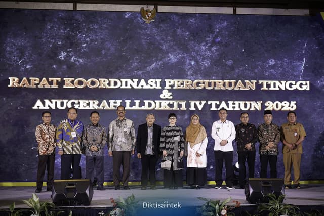 Rapat Koordinasi LLDIKTI 4 dengan Pimpinan Perguruan Tinggi Jawa Barat dan Banten