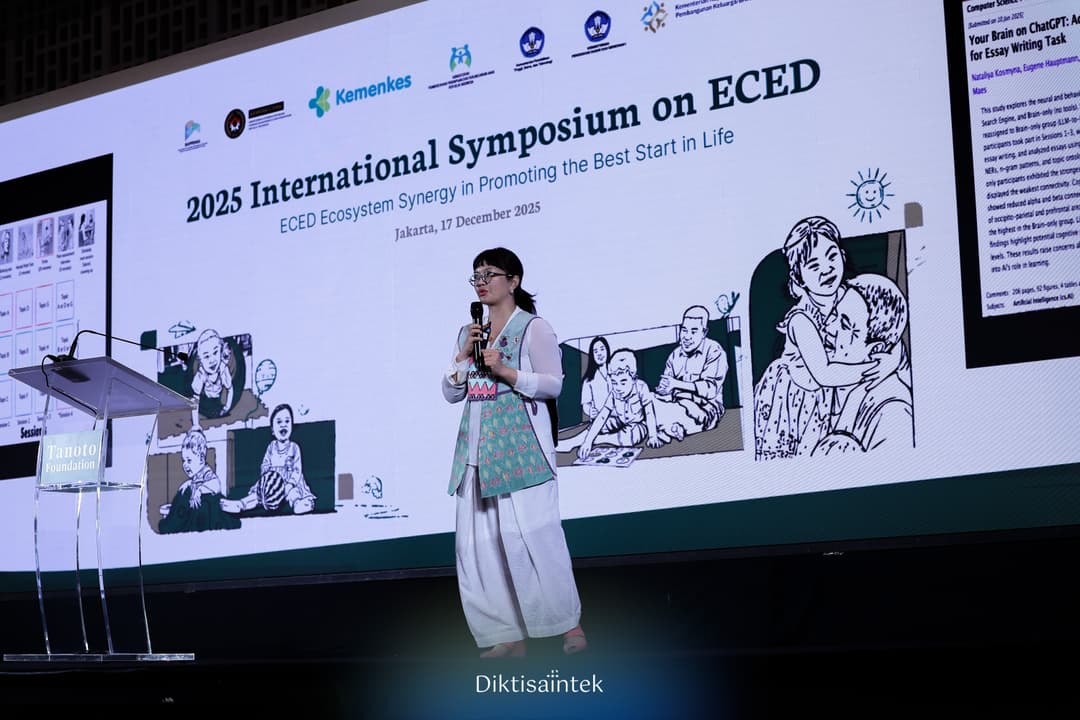 Wamen Diktisaintek Stella Christie Menjadi pembicara di International ECED Symposium