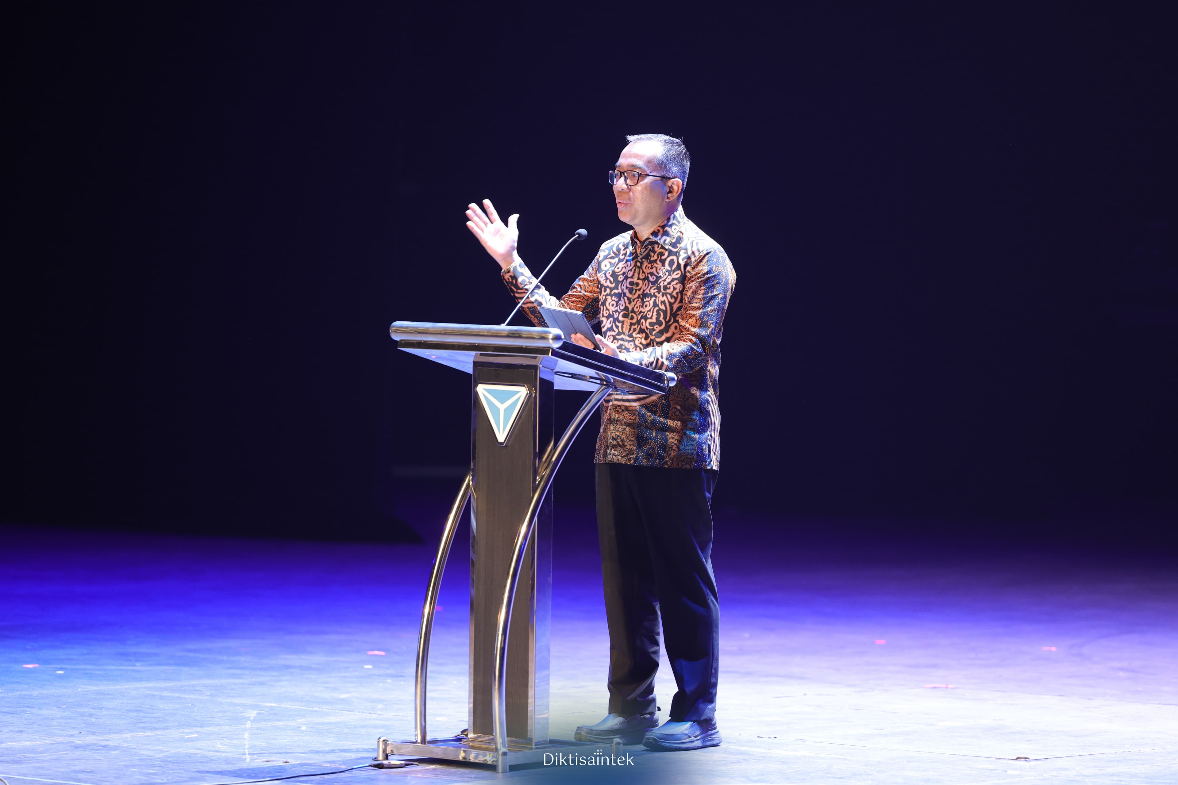 Mendiktisaintek Ajak Generasi Muda Perkuat Inovasi Berbasis Sains dan Teknologi