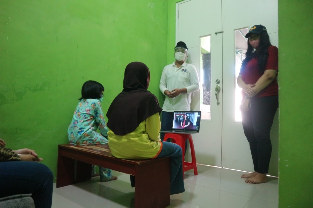 DUKUNG PEMERINTAH: UNESA LIBATKAN MAHASISWA MENJADI DUTA PERUBAHAN PERILAKU TERBANYAK SE-INDONESIA