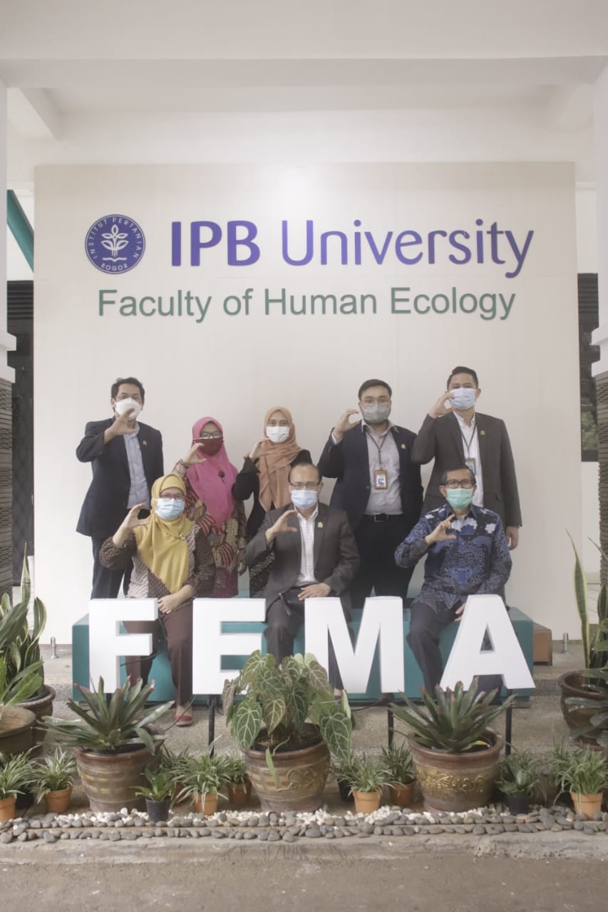 Program Studi IKK IPB University Tandatangani SPK dengan SEAMEO-CECCEP Gelar MBKM Bersama