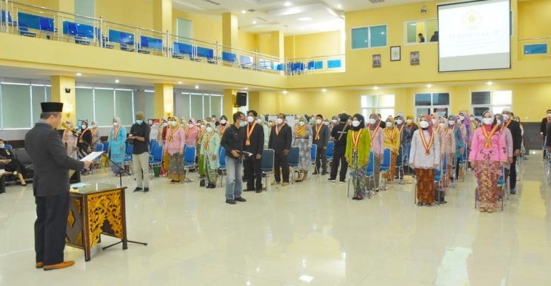 Lulusan S-2 PGRI Dilarang Gaptek