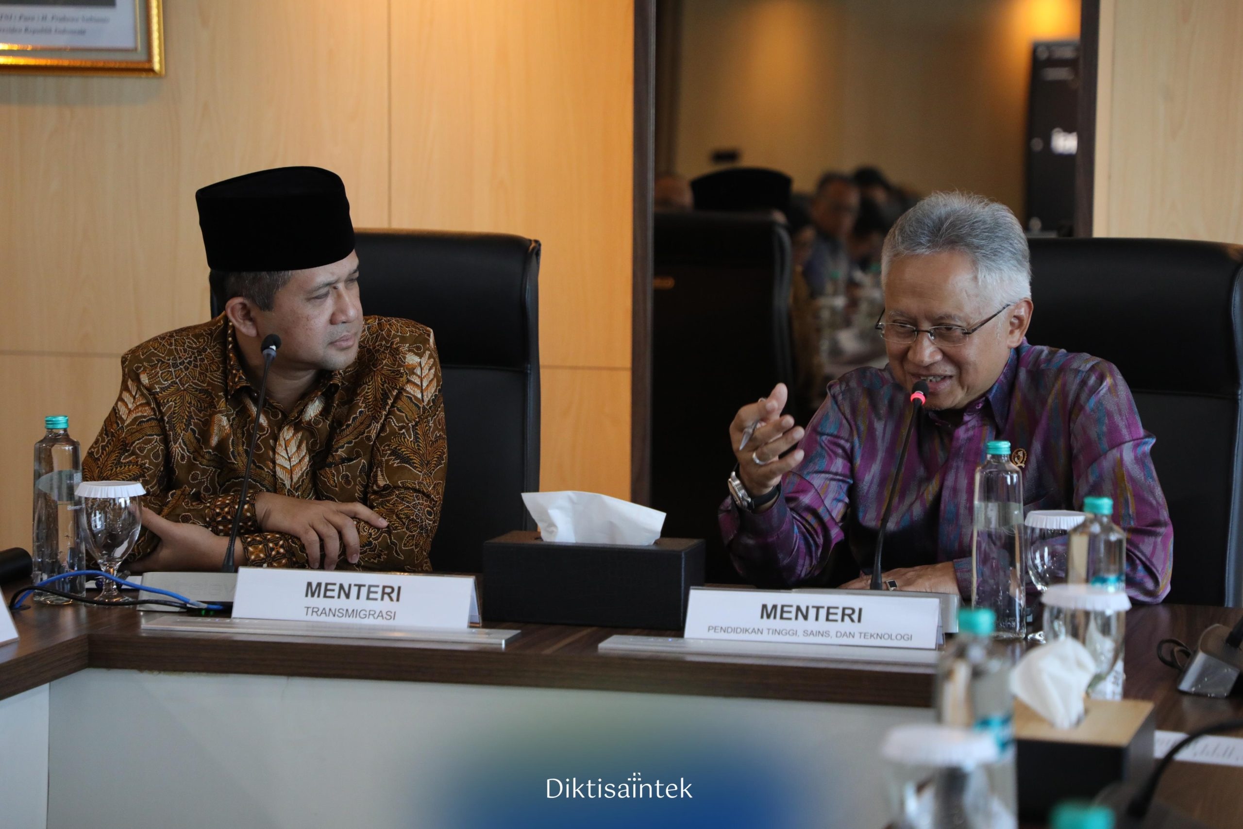 Kemdiktisaintek Siap Berkontribusi untuk Percepatan Pertumbuhan Ekonomi 8% Bersama Kementerian Transmigrasi Melalui Pendidikan 