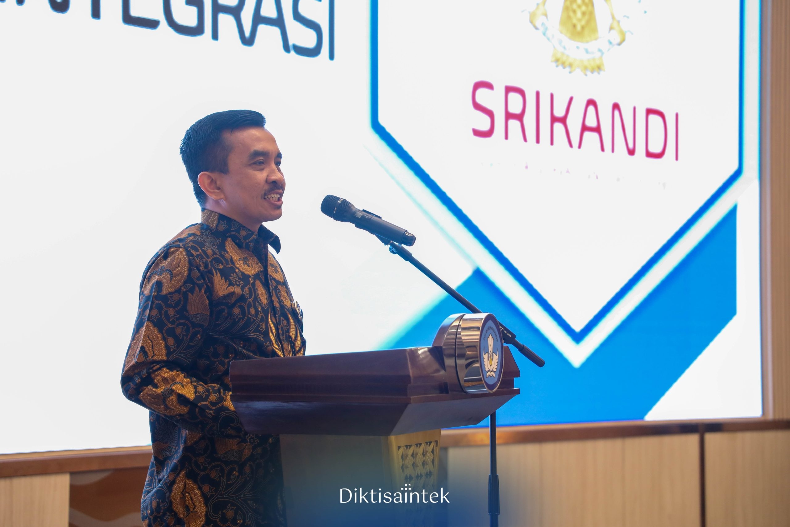 Kemdiktisaintek Gelar Bimbingan Teknis Srikandi untuk Implementasi Sistem Kearsipan Digital