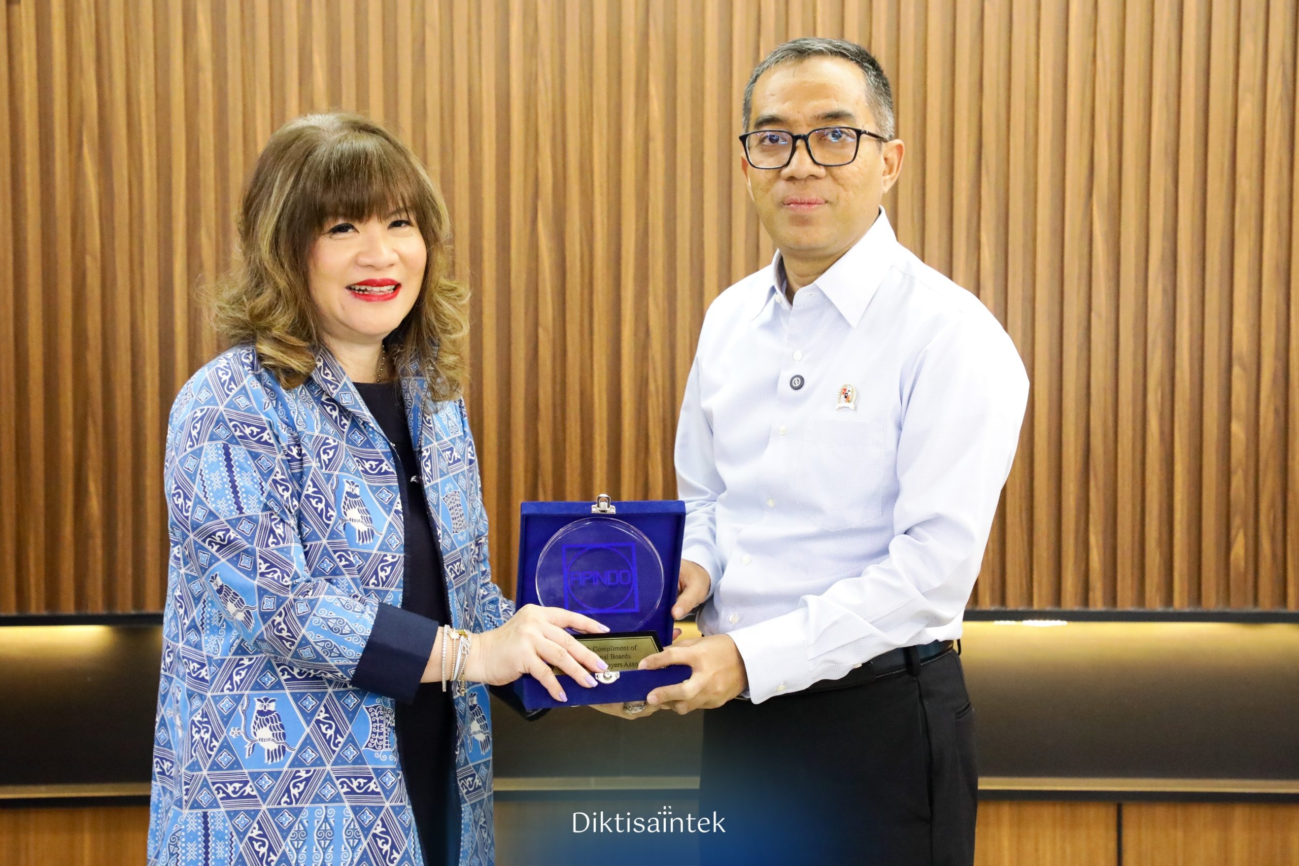 Penguatan Sinergi Industri dan Pendidikan Tinggi: Kemdiktisaintek dan APINDO Dorong Komersialisasi Hasil Riset dan Inovasi