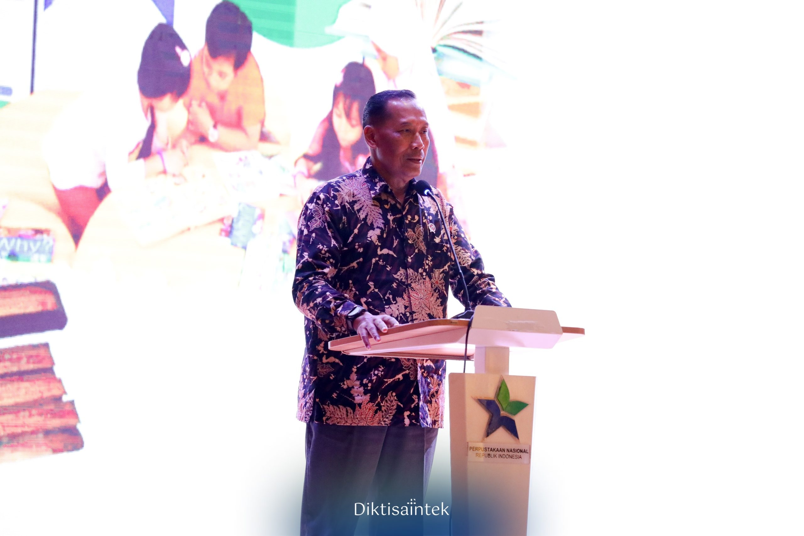 Wamen Fauzan: KKN Berdampak salah satunya KKN Tematik Literasi