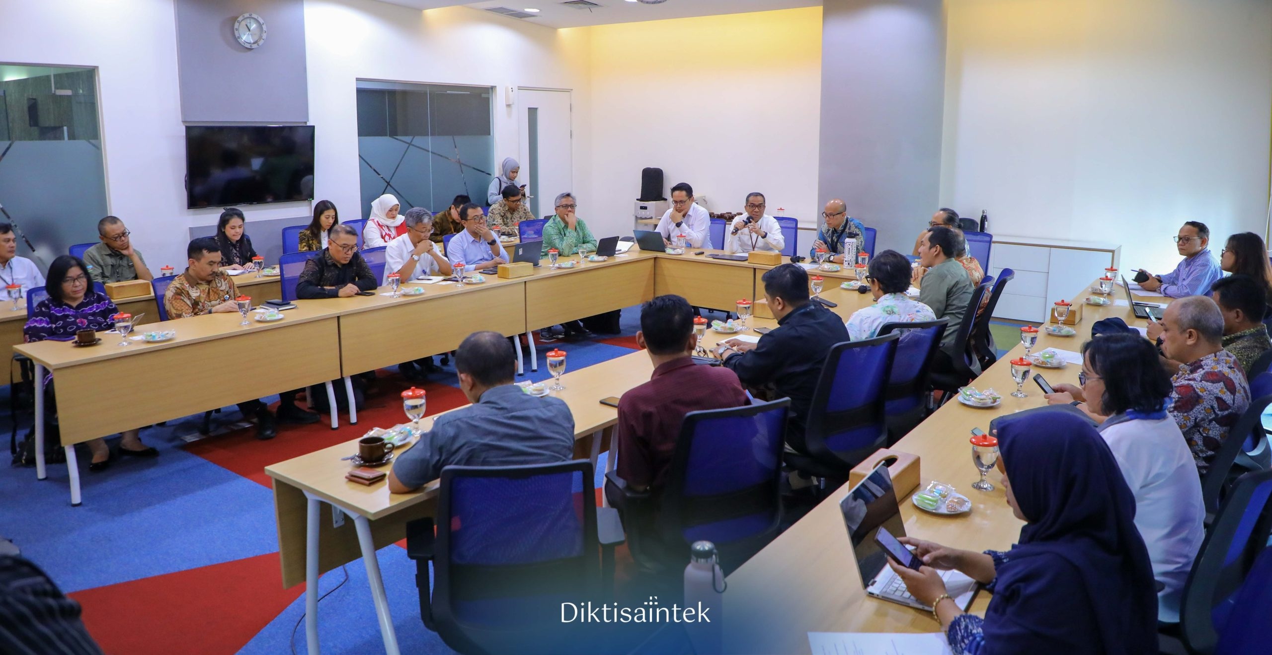 Kemdiktisaintek Jajaki Kolaborasi Strategis dengan Kompas Group, Perkuat Ekosistem Hilirisasi Riset Nasional