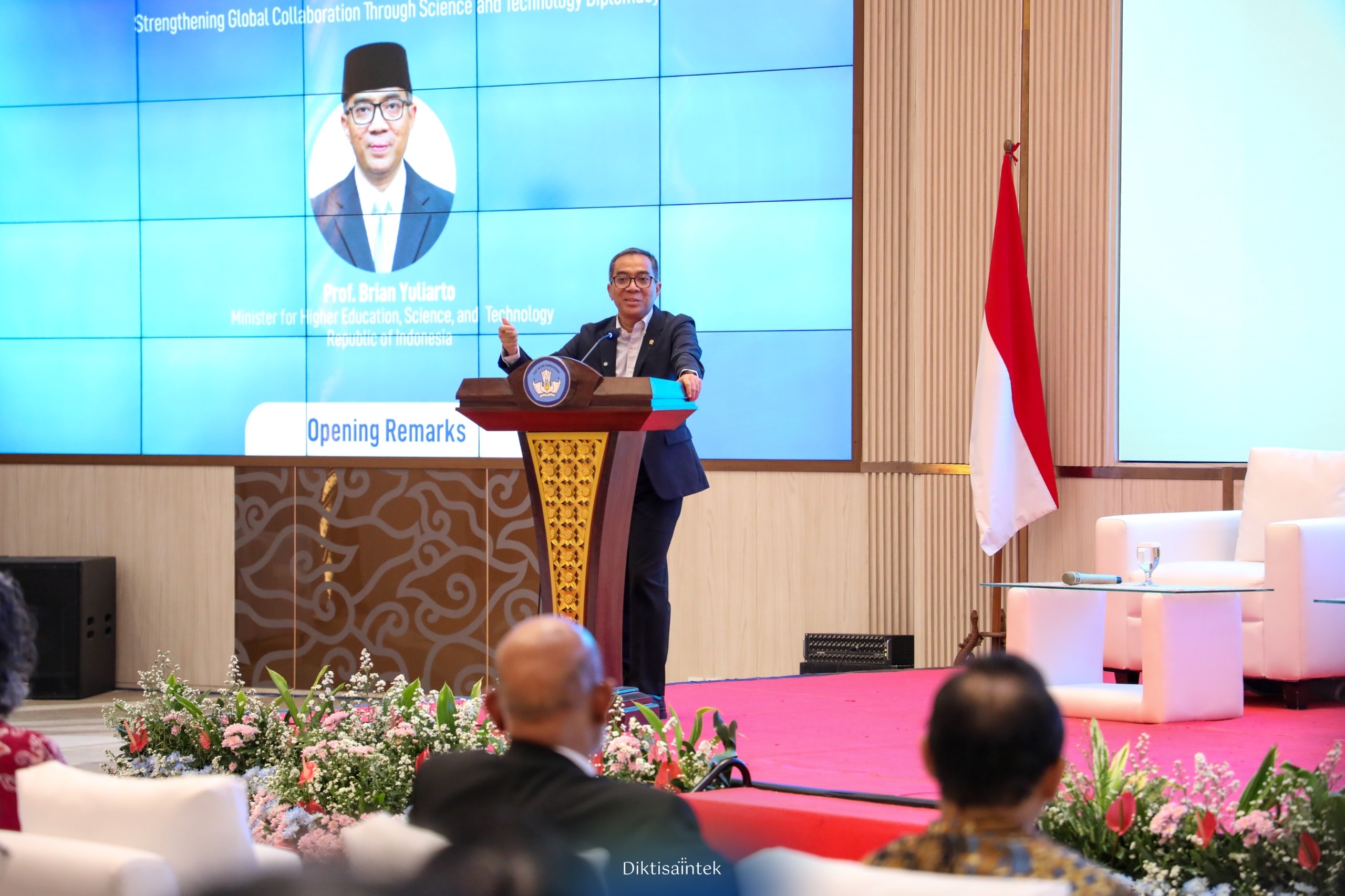 Kemdiktisaintek Perkuat Diplomasi Sains untuk Dorong Kemitraan Global