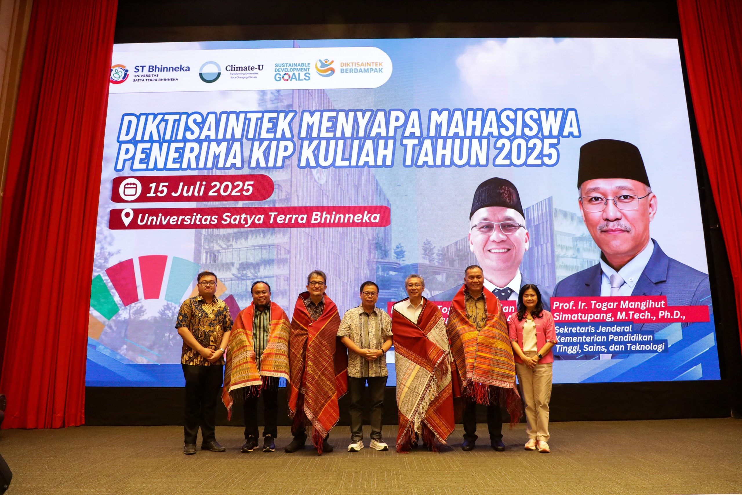 Kemdiktisaintek dan DPR RI Sapa Mahasiswa Penerima KIP Kuliah