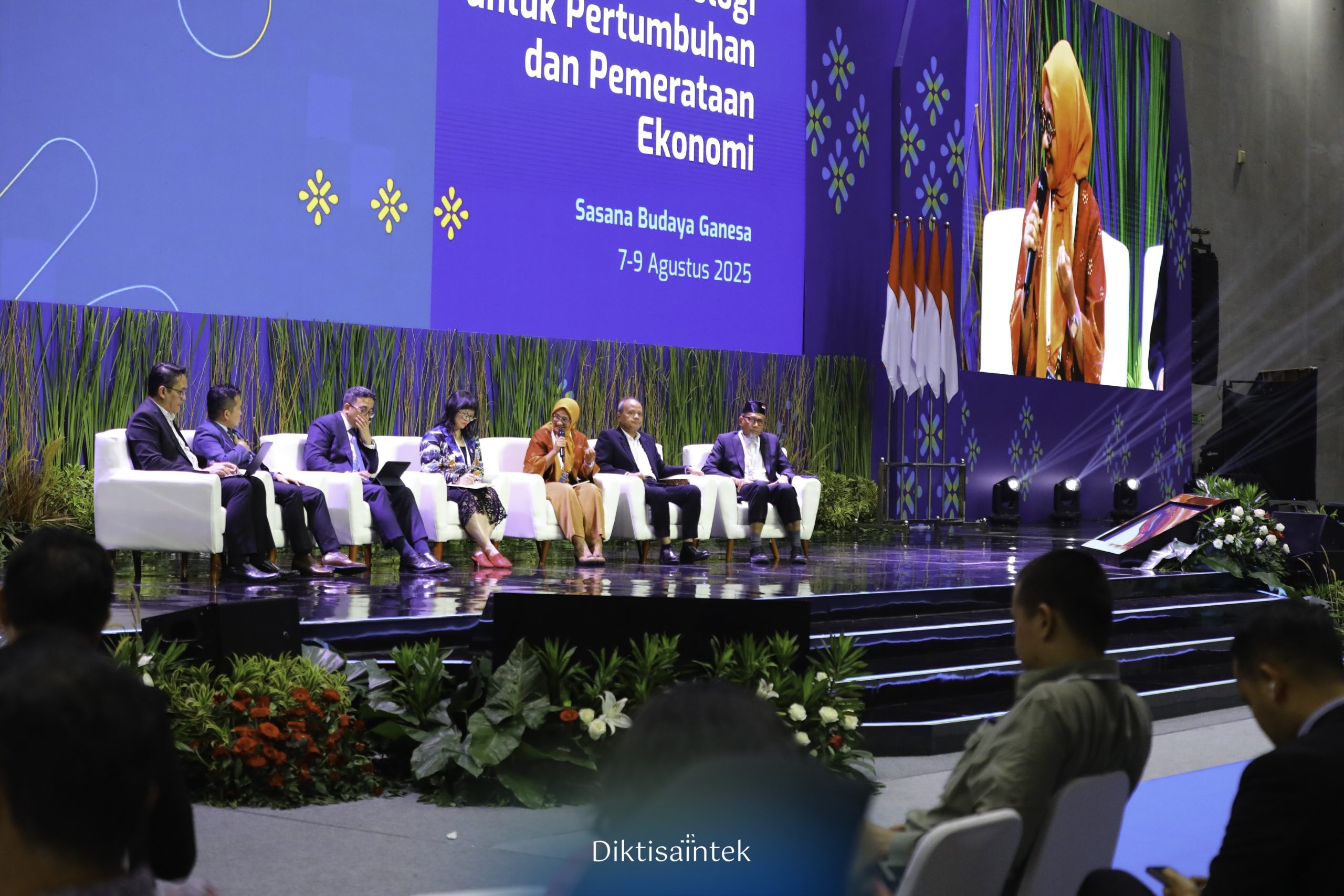 Kemdiktisaintek-BUMN Sinergikan Riset dan SDM Berkualitas dalam KSTI 2025