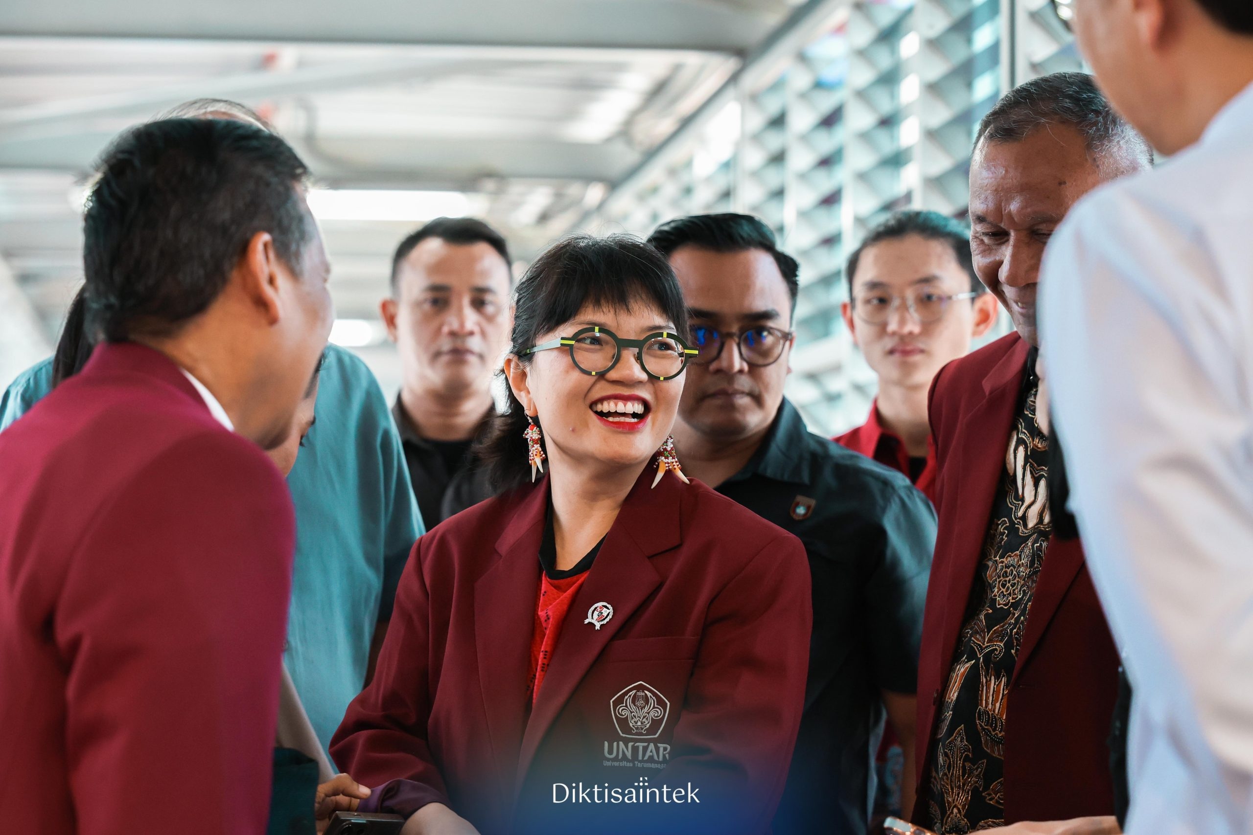 Wamen Stella Christie: Temukan Kepakaran dan Rancang Masa Depan Sejak di Bangku Kuliah