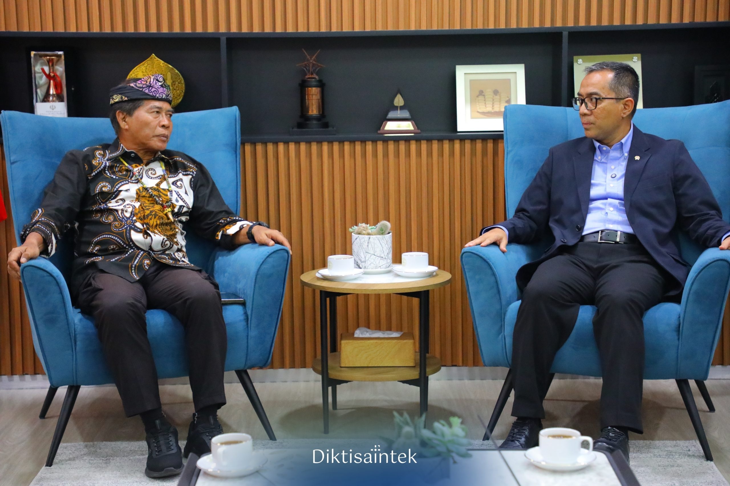 Kemdiktisaintek dan Pemprov Kaltara Bahas Pembangunan Fasilitas Pendidikan di Wilayah Perbatasan