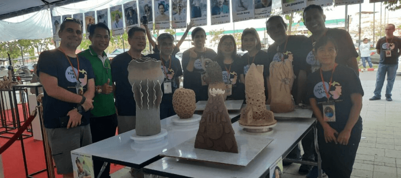 Dosen FSRD ISI Yogyakarta Raih Penghargaan Karya Terbaik di Simposium Internasional Mo Kha Lan 2025, Thailand