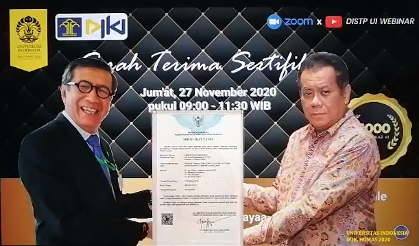 Menkumham Yasonna Laoly Serahkan 334 Sertifikat Paten dan Hak Cipta Karya Peneliti UI