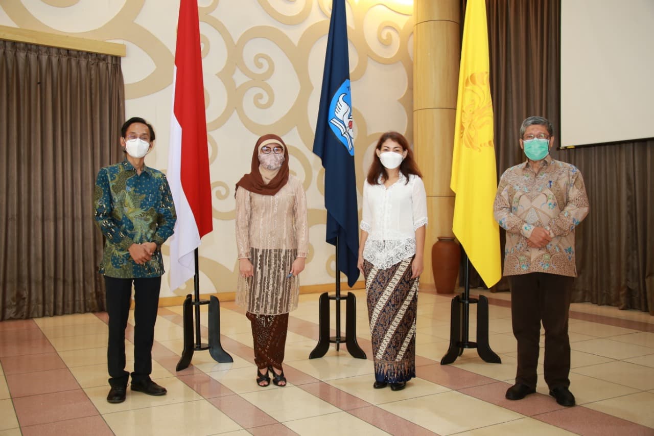 UI Lantik Dua Direktur dan Dua Wakil Dekan Periode 2021-2025