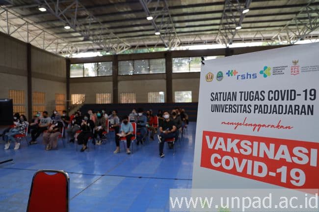 Unpad Berhasil Salurkan 27.218 Dosis Vaksin Covid-19