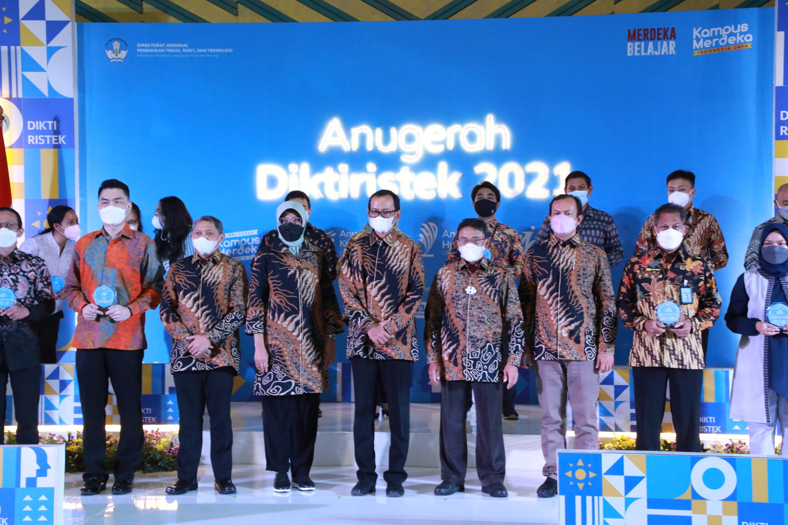 Anugerah Diktiristek 2021, Apresiasi kepada Pemangku Kepentingan dalam Mendukung Kampus Merdeka