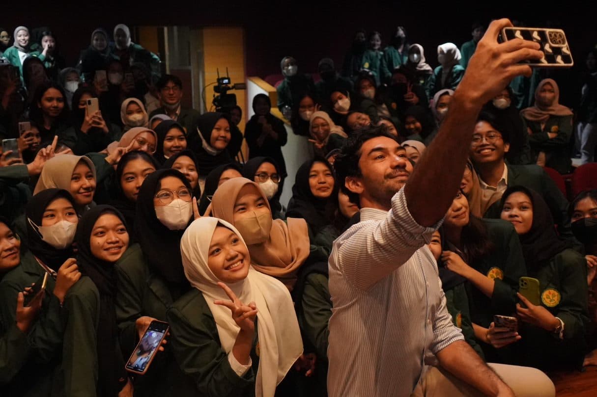 UNJ Selenggarakan Kuliah Kolaborasi Praktisi Mengajar bersama Reza Rahadian