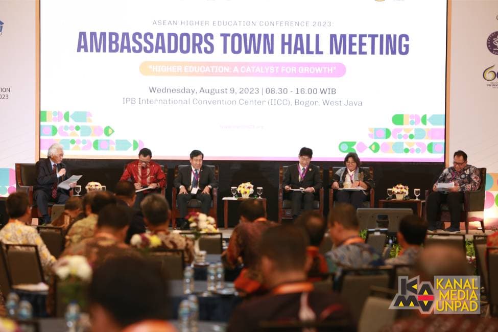 Ambassadors Town Hall Meeting, Ajang Kolaborasi Peningkatan Mutu Pendidikan Tinggi di ASEAN