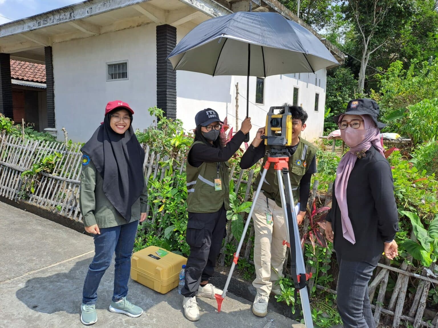 Tim ITS Kembangkan Potensi Wisata Geospasial Desa Banturejo