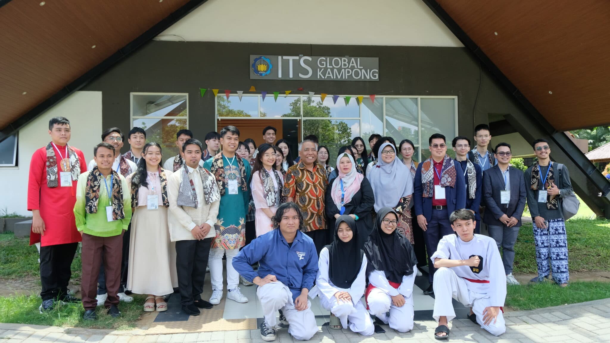 Lanjutkan Misi Internasionalisasi, ITS Helat CommTECH Camp Insight