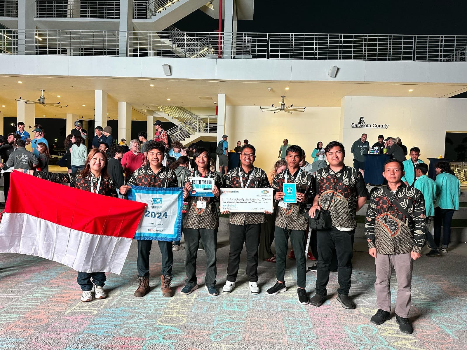 Ungguli Kampus Top Dunia, Barunastra ITS Kembali Berjaya di Amerika