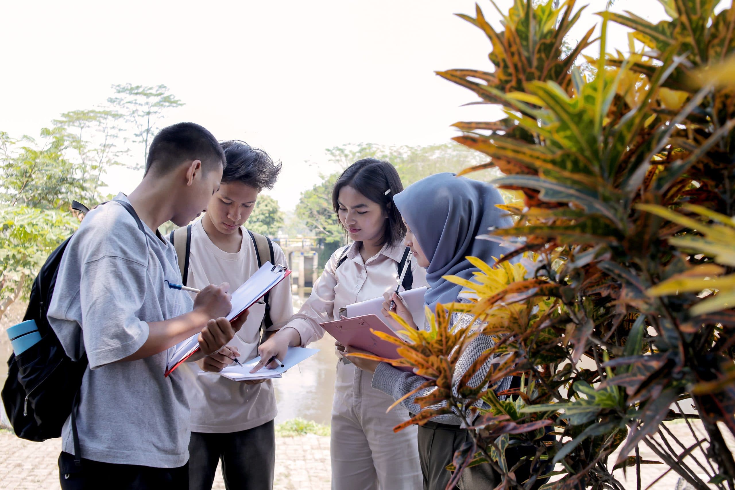 LLDIKTI III Dorong Perguruan Tinggi dan Mahasiswa Membangun Smart Village di Cianjur