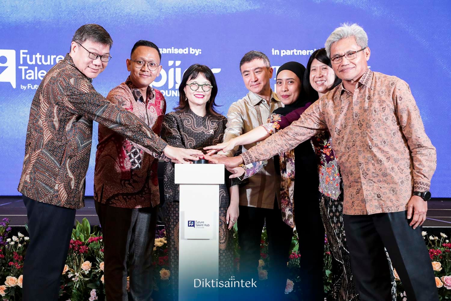 Wamen Stella: Kolaborasi Investasi Sumber Daya Manusia Jadi Kunci Pertumbuhan Ekonomi